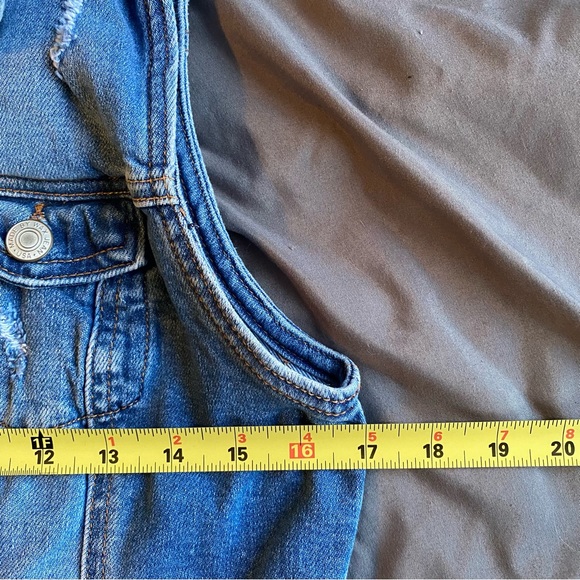 LIKE NEW Wax Jean Brand Jean Vest - Picture 4 of 4